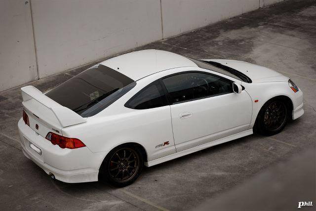 White Acura RSX with Black Rims Type R Slammed!   Rpm City