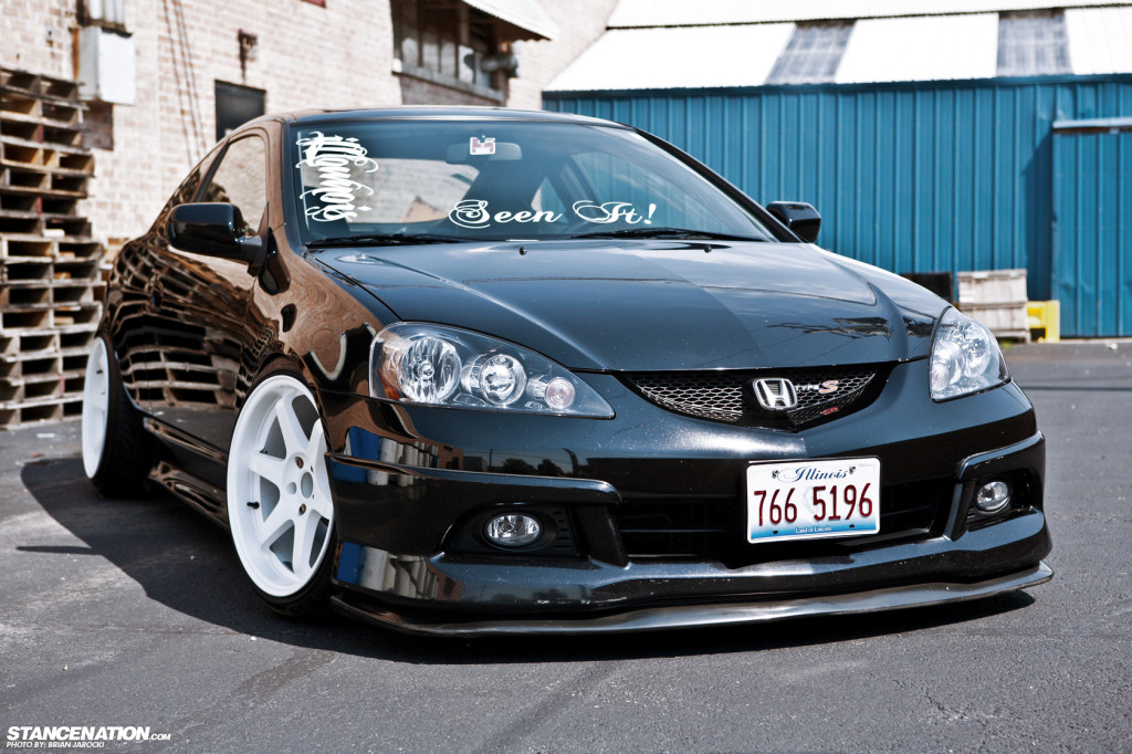 Sick Black RSX with Gold rims lowered, slammed and perfected. Man I ...